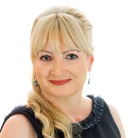 dr hab. Renata Ciołek Renata Ciołek