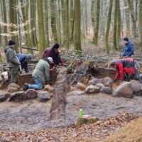Kurhan w trakcie eksploracji. Fot. Sławomir Wadyl / A mound during exploration. Photo. Sławomir Wadyl